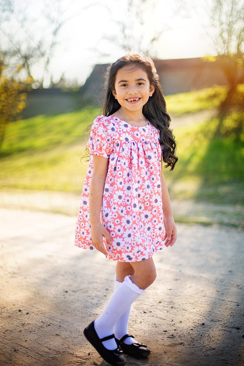 Saylor's Square Bow Back Top & Dress. Downloadable PDF Sewing Patterns for  Kids. Girl and Toddler Sizes 2T-12 -  Norway